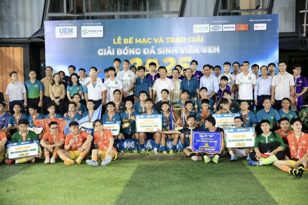 Công Phượng, Xuân Trường và Minh Vương lan tỏa cảm xúc mạnh mẽ ở giải sinh viên UEH