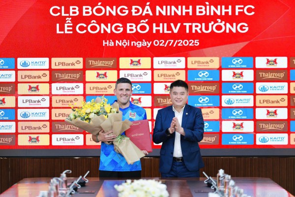 Cuộc chạy đua mua sắm Cuộc chạy đua mua sắm