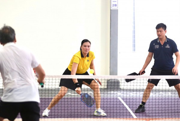 Cựu sao bóng chuyền Ngọc Hoa, Kim Huệ bùng cháy tại giải pickleball Bình Điền Open 2026