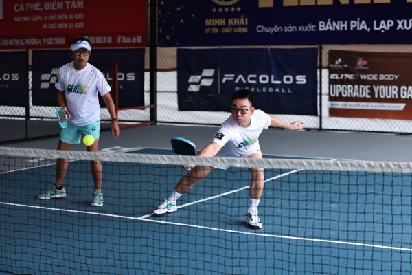 Diễn viên Huy Khánh lần đầu vô địch giải pickleball