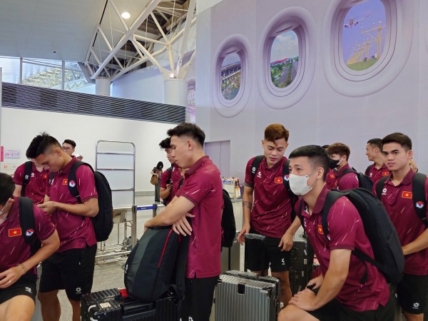 Duy Mạnh: ‘Nói đội tuyển Việt Nam chuẩn bị không tốt là không đúng, Malaysia rất mạnh nhưng…’ Duy Mạnh: ‘Nói đội tuyển Việt Nam chuẩn bị không tốt là không đúng, Malaysia rất mạnh nhưng…’