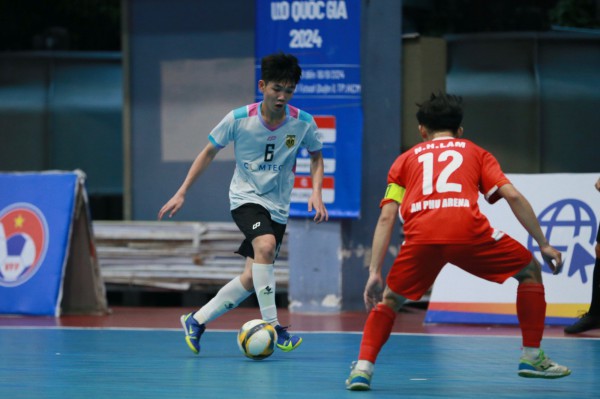 Giải futsal vô địch U.20 quốc gia: U.20 Đạt Vĩnh Tiến mất ngôi đầu