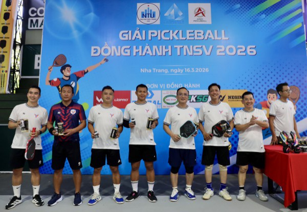 Giải pickleball thắt chặt tình cảm giữa những người cống hiến cho giải TNSV THACO cup 2026