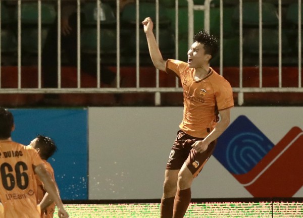 HAGL hòa cực hay Nam Định: Chạy đua tỷ số kịch tính, sao trẻ lại tỏa sáng