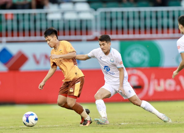 HAGL hòa cực hay Nam Định: Chạy đua tỷ số kịch tính, sao trẻ lại tỏa sáng