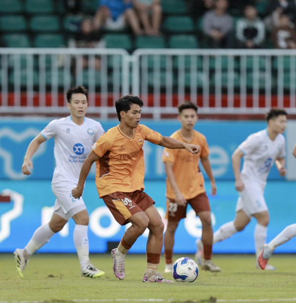 HAGL liên tiếp gây bất ngờ: Cú hích lớn để bứt khỏi khủng hoảng