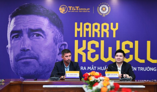 HLV Hà Nội Harry Kewell: ‘Có Robbie Fowler là bạn thân, tôi sẽ hiểu hơn bóng đá châu Á’