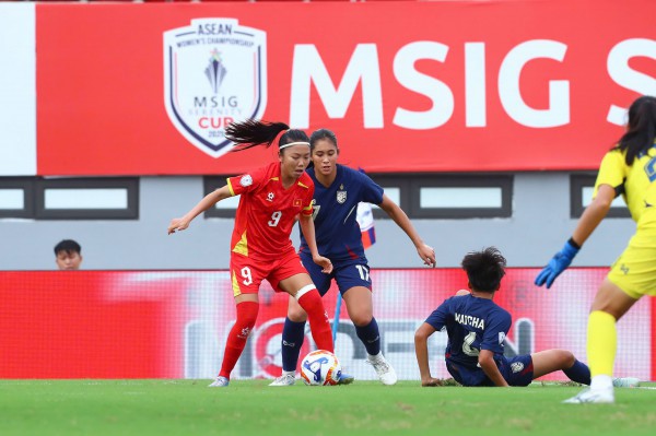 HLV Mai Đức Chung nói lời gan ruột về Huỳnh Như, HLV Thái Lan thừa nhận rằng...