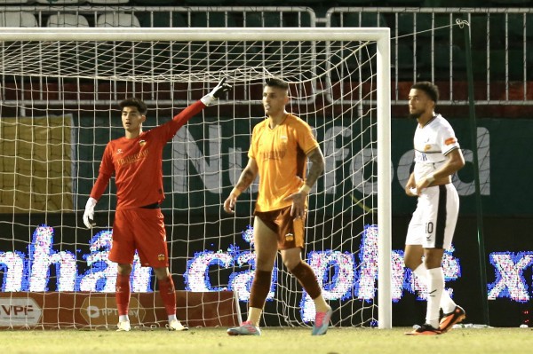 HLV Quang Trãi khen ngợi thủ môn Trung Kiên, HLV Đức Tuấn ‘Đà Nẵng thua HAGL chẳng qua vì…’