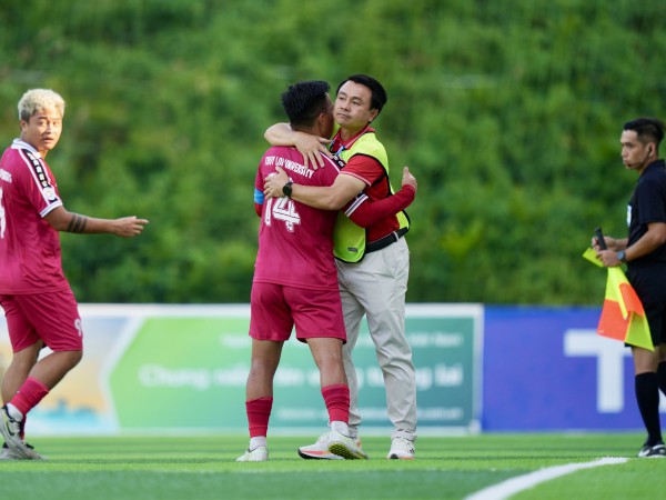 HLV Trường ĐH Thủy lợi tung cặp song sát bí mật, quyết đấu Trường ĐH Svay Rieng