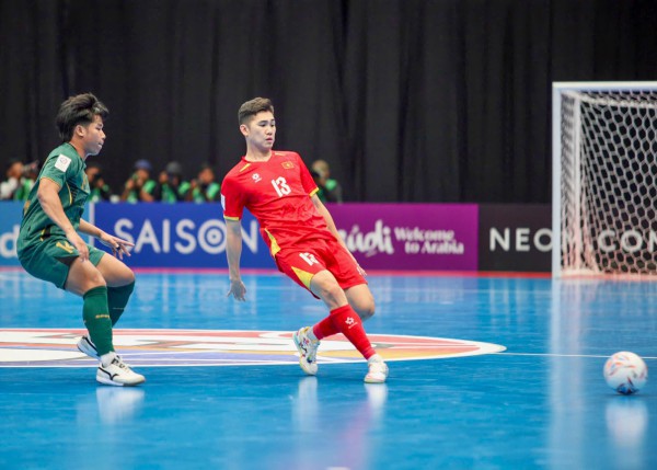 HLV futsal Việt Nam cực kỳ nuối tiếc vì thua Indonesia, Đa Hải tự trách cứ một điều…