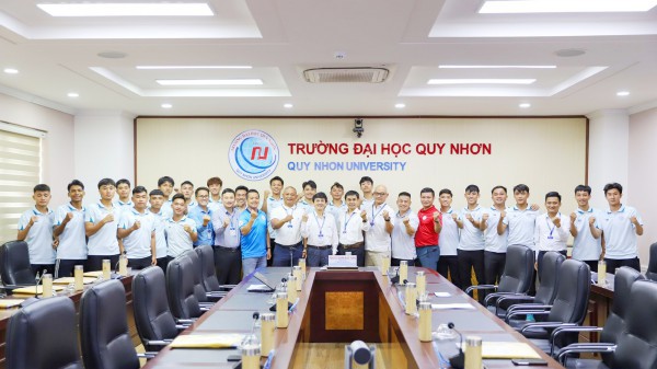 Hiệu trưởng Trường ĐH Quy Nhơn 