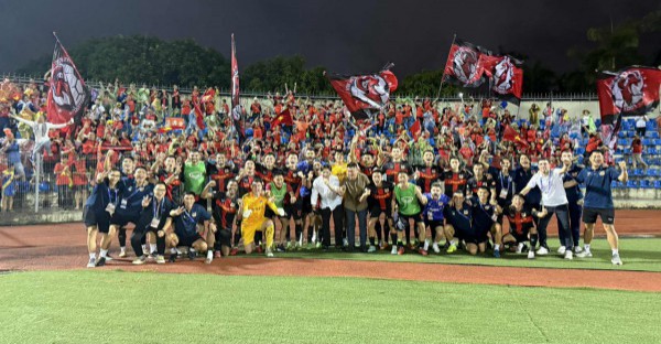 Hoàng Đức và Ninh Bình khởi đầu như mơ tại V-League: Mở cửa miễn phí trận gặp Thanh Hóa Hoàng Đức và Ninh Bình khởi đầu như mơ tại V-League: Mở cửa miễn phí trận gặp Thanh Hóa