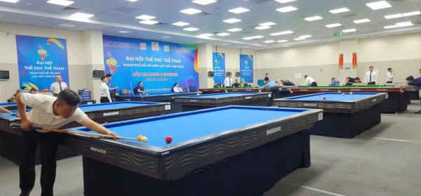 ”Hot girl” billiards tranh tài ở Đại hội TDTT TP.HCM: Chạy đà cho World Cup