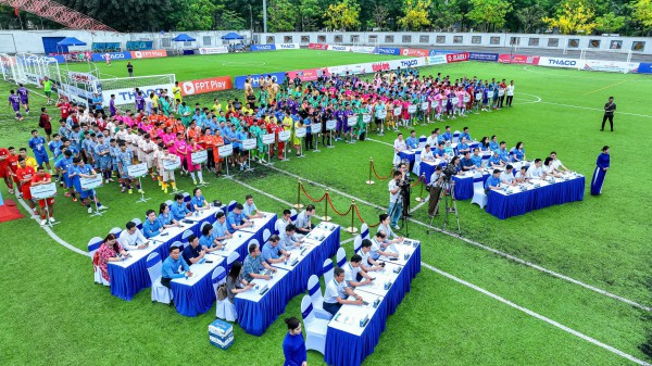 Khởi tranh giải bóng đá công nhân, viên chức Việt Nam khu vực phía bắc