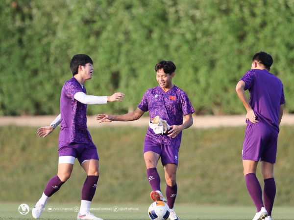 Khuất Văn Khang tiết lộ bí quyết sút phạt thần sầu, tứ kết lại thế thì tuyệt! Khuất Văn Khang tiết lộ bí quyết sút phạt thần sầu, tứ kết lại thế thì tuyệt!