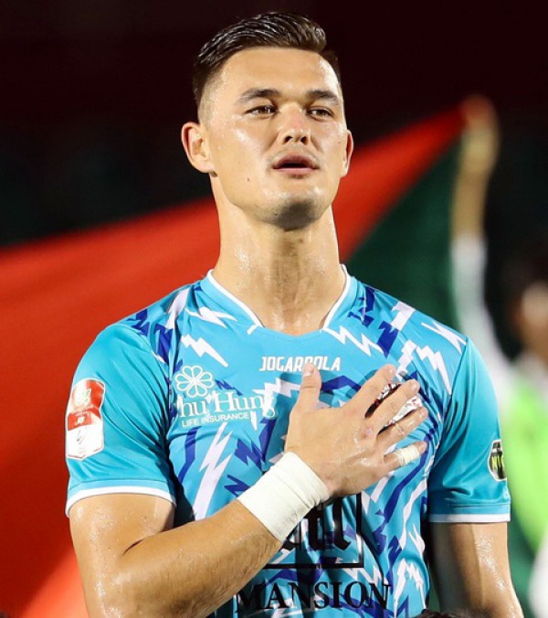 Lê Giang Patrik cần VFF làm một điều rất quan trọng để khoác áo đội tuyển Việt Nam: Phi Long thì sao?