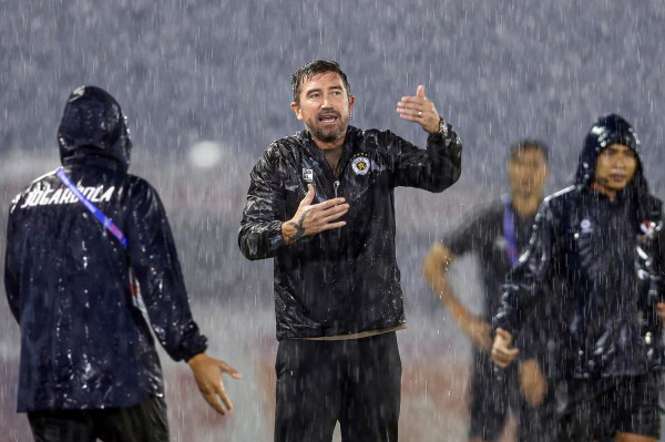 Lịch thi đấu V-League hôm nay: HAGL ngoạn mục bứt khỏi nhóm cuối, HLV Kewell và Hà Nội thắng to?