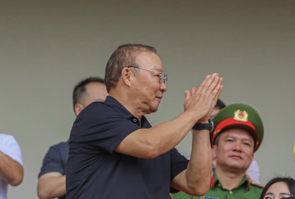 Lịch thi đấu giải hạng nhất: Công Phượng và Minh Vương ‘chạm trán’ HLV Park Hang-seo