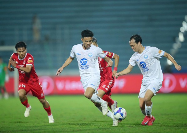 Lịch thi đấu vòng 19 V-League mới nhất: HAGL vượt núi cao, Đà Nẵng cực khó tạo địa chấn Lịch thi đấu vòng 19 V-League mới nhất: HAGL vượt núi cao, Đà Nẵng cực khó tạo địa chấn