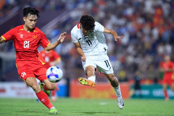 Lộ diện đội hình U.23 Việt Nam đấu SEA Games: Đã có người chắc suất đá chính? Lộ diện đội hình U.23 Việt Nam đấu SEA Games: Đã có người chắc suất đá chính?