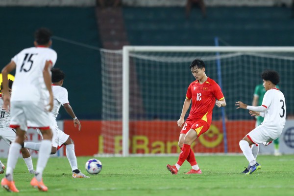 Lộ diện ngày đội tuyển Việt Nam và U.23 hội quân: HLV Kim Sang-sik chỉ được chọn 1, vì… Lộ diện ngày đội tuyển Việt Nam và U.23 hội quân: HLV Kim Sang-sik chỉ được chọn 1, vì…