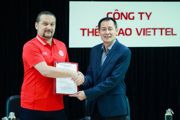 Nóng: HLV Popov gia nhập Thể Công Viettel, ông Đức Thắng bất ngờ nhận chức mới Nóng: HLV Popov gia nhập Thể Công Viettel, ông Đức Thắng bất ngờ nhận chức mới