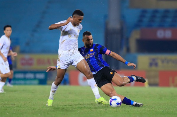 Nóng: V-League giảm số đội xuống hạng, HAGL và CLB Thanh Hóa... 
