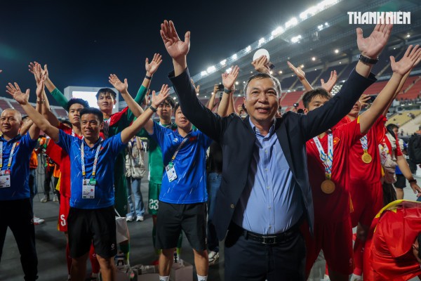 Quá đã hình ảnh U.22 Việt Nam quật ngã Thái Lan ngay tại Rajamangala, giành HCV SEA Games 33