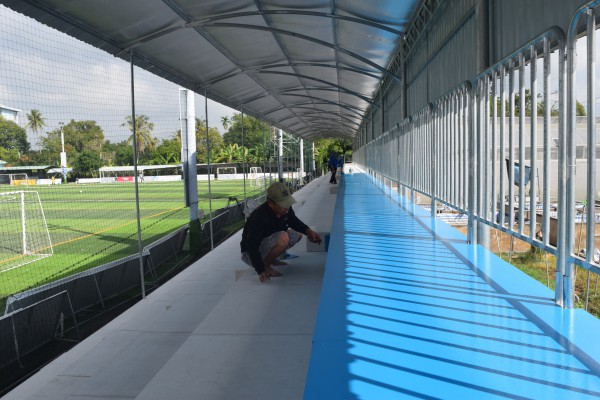 Sân bóng Trường ĐH Đồng Tháp đã sẵn sàng cho TNSV THACO cup 2026