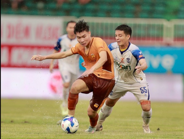 Sau Trần Gia Bảo, HAGL trình làng chân sút trẻ Minh Tâm: Viết tiếp giấc mơ bầu Đức