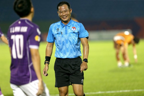 Siêu cúp quốc gia sẽ mặc niệm tưởng nhớ trọng tài Trần Đình Thịnh: Vĩnh biệt Còi bạc Việt Nam…