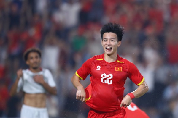 Thanh Nhàn ghi bàn đẳng cấp, U.23 Việt Nam thắng Yemen: VFF thưởng lớn vì tấm vé vàng châu Á Thanh Nhàn ghi bàn đẳng cấp, U.23 Việt Nam thắng Yemen: VFF thưởng lớn vì tấm vé vàng châu Á