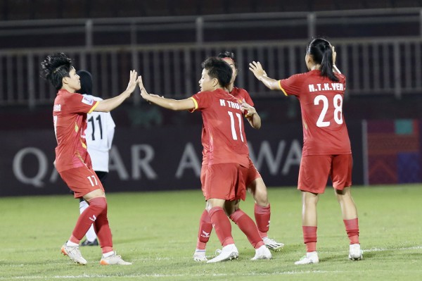 ”Tiền thưởng CLB nữ TP.HCM từ AFC được đảm bảo chi trả minh bạch, rõ ràng” ”Tiền thưởng CLB nữ TP.HCM từ AFC được đảm bảo chi trả minh bạch, rõ ràng”