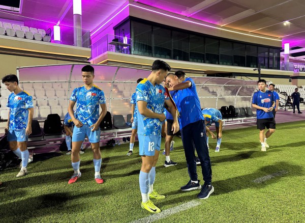 Tiền vệ Việt kiều Trần Thành Trung tăng tốc cùng U.23 Việt Nam: Giấc mơ SEA Games 33