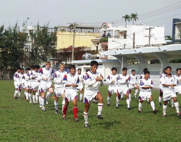 Trường ĐH Bách khoa - ĐHQT TP.HCM có trợ lý HLV Tây: Như hổ thêm cánh!