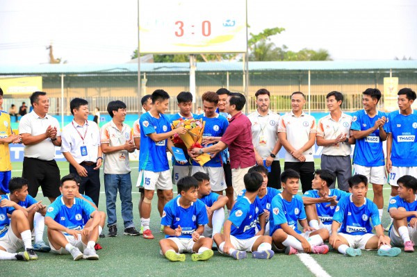 Trường ĐH Đồng Tháp: Đội bóng ‘chưa từng thủng lưới’ ở vòng loại, sẵn sàng chinh phục VCK