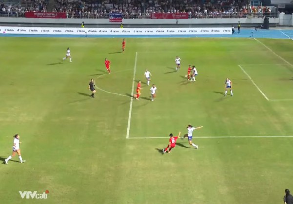 Truyền thông khu vực bức xúc: ‘Trọng tài quyết định quá vô lí, tước bàn thắng của đội tuyển nữ Việt Nam’