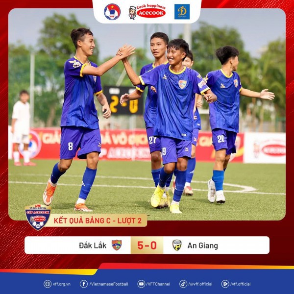 U.15 SLNA và Đắk Lắk cùng đứng đầu bảng, nuôi hy vọng tiến sâu giải U.15 quốc gia U.15 SLNA và Đắk Lắk cùng đứng đầu bảng, nuôi hy vọng tiến sâu giải U.15 quốc gia