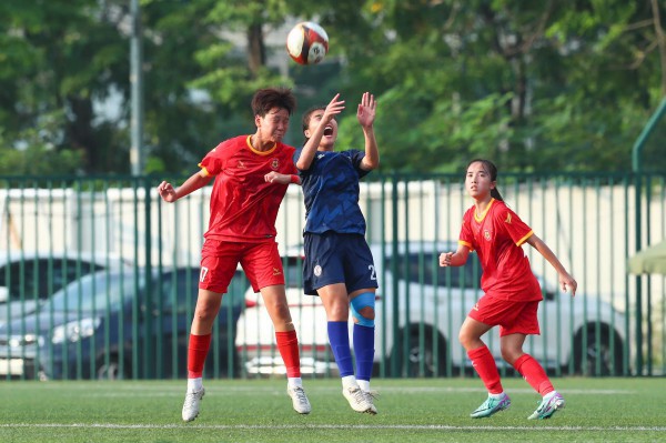 U.16 TP.HCM thắng đậm, quyết liệt bám đuổi tốp đầu giải U.16 nữ quốc gia