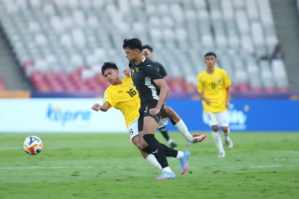 U.23 Malaysia tạm sống lại hy vọng vào bán kết giải Đông Nam Á, nhưng… U.23 Malaysia tạm sống lại hy vọng vào bán kết giải Đông Nam Á, nhưng…