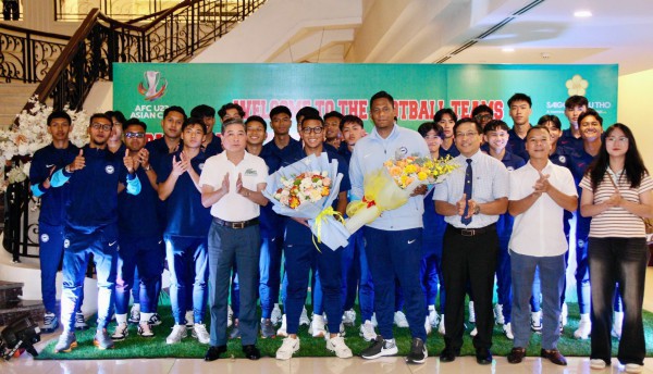 U.23 Singapore đến Phú Thọ, hậu vệ gốc Nhật là U.23 Singapore đến Phú Thọ, hậu vệ gốc Nhật là