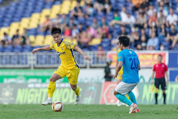 V-League : 7 trận V-League : 7 trận