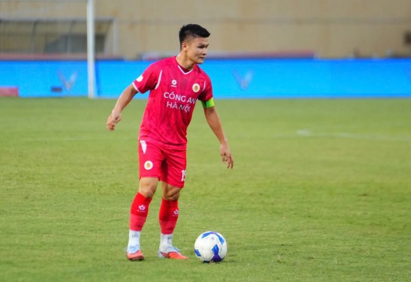 V-League Awards: Quang Hải, Đình Bắc và Văn Hậu được vinh danh đặc biệt, CLB CAHN chiếm thế áp đảo