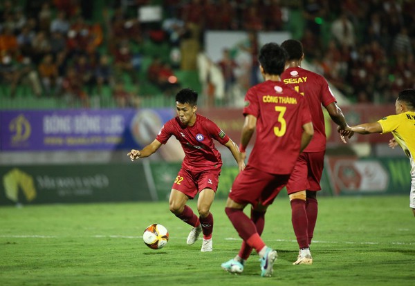 Vòng 13 V.League 2023/24 - CLB Khánh Hòa giành được 1 điểm quan trọng