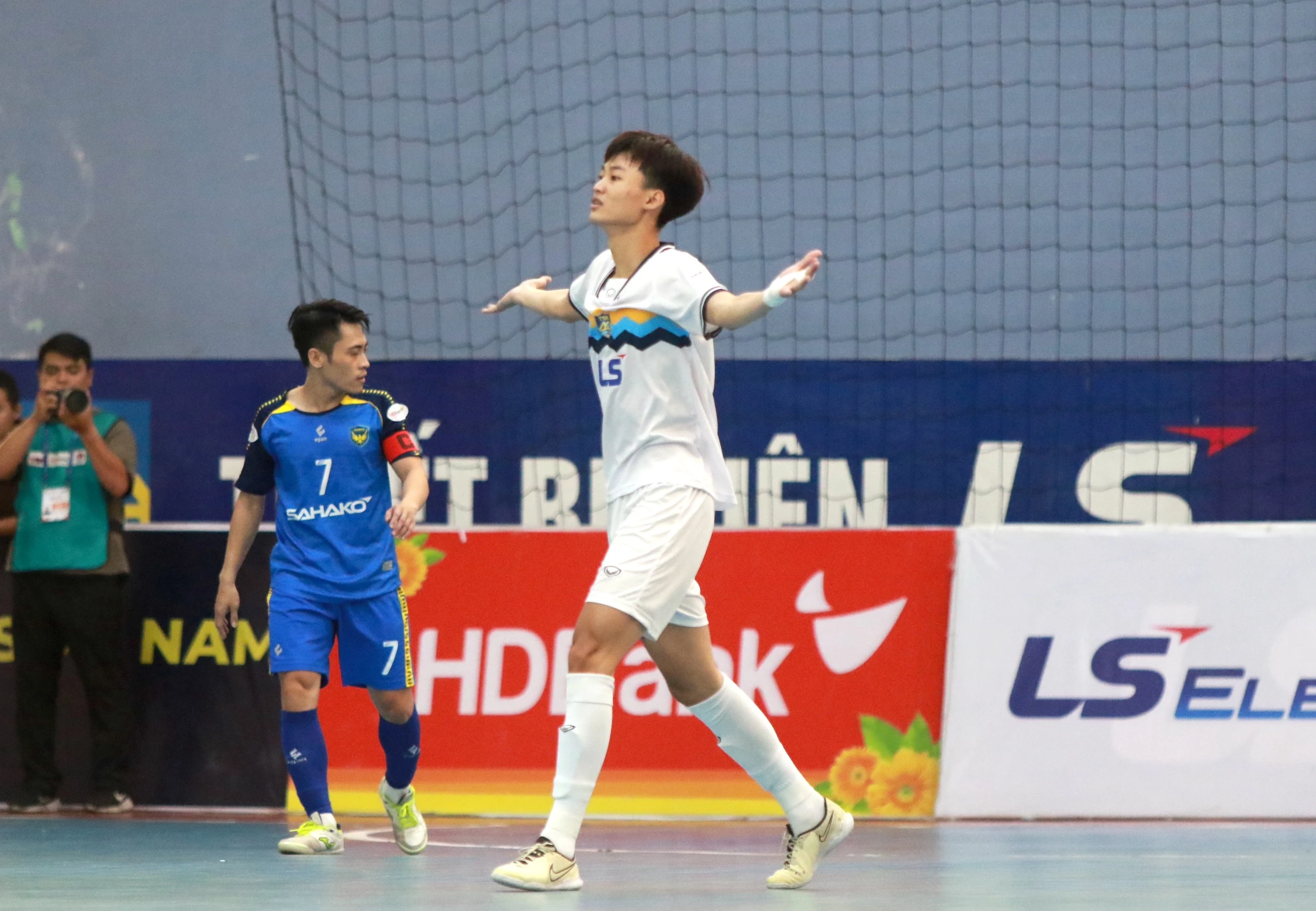 Vòng 9 giải futsal HDBank VĐQG 2024: Thái Sơn Nam TP.HCM đánh bại Sahako
