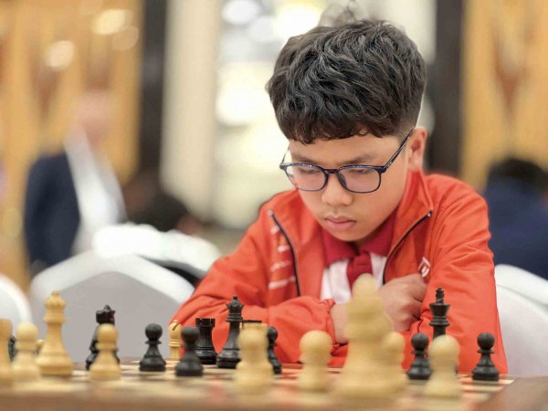 Ấn tượng kỳ thủ 14 tuổi Đầu Khương Duy