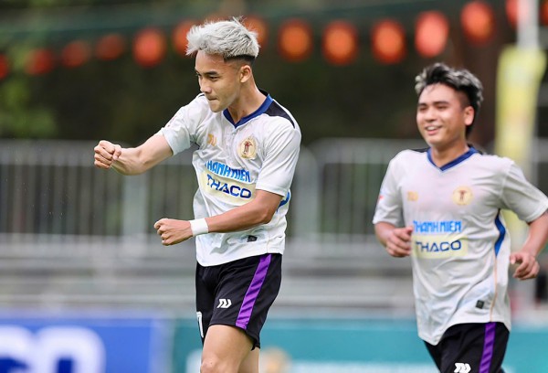 ĐKVĐ và á quân sớm vào tứ kết