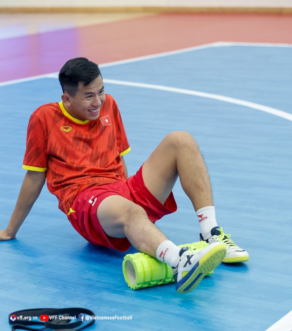 ĐT futsal Việt Nam thoải mái tinh thần trước trận đấu với Nhật Bản