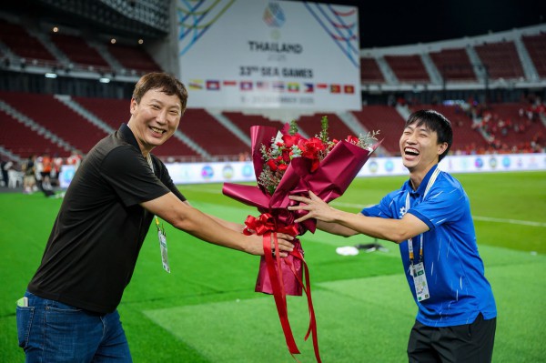 Đánh bại U.23 Thái Lan ngay tại Bangkok, U.22 Việt Nam 